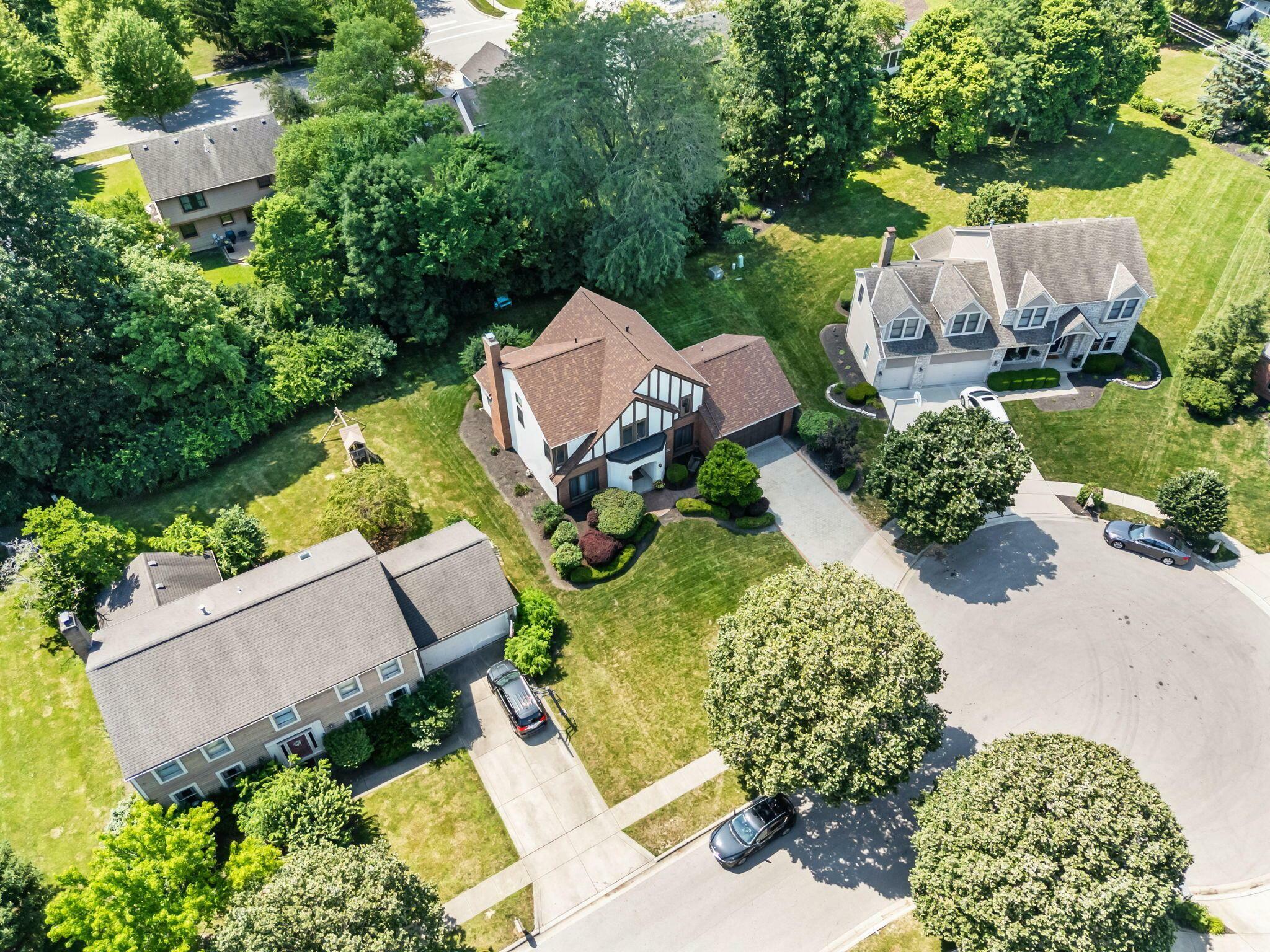 Property Photo: 7691 Earlston Court OH 43017