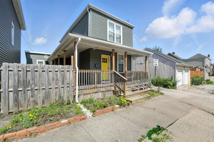 Property Photo:  1583 S 4th Street  OH 43207 