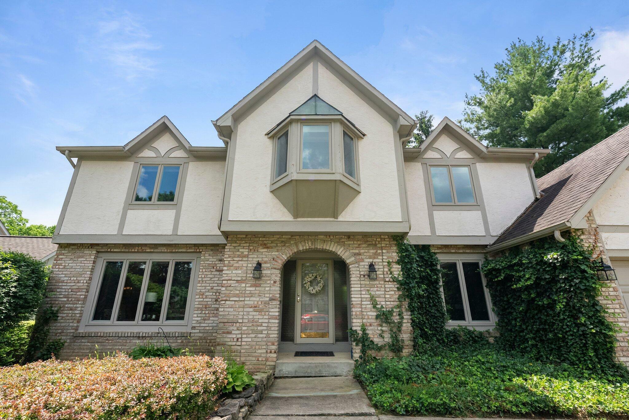 Property Photo: 5685 Springburn Drive OH 43017