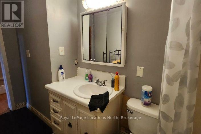 Property Photo: 382 8th Street East ON N4K 1L4