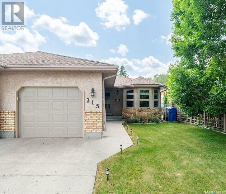 Property Photo:  315 20th Avenue E  SK S4N 1J8 