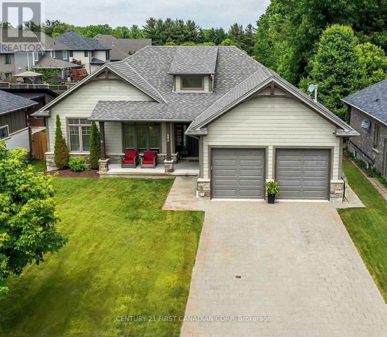 Photo de la propriété: 688 Woods Edge Road ON N0L 1W0