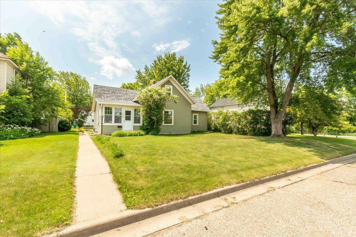 Property Photo: 117 6th Street WI 54457