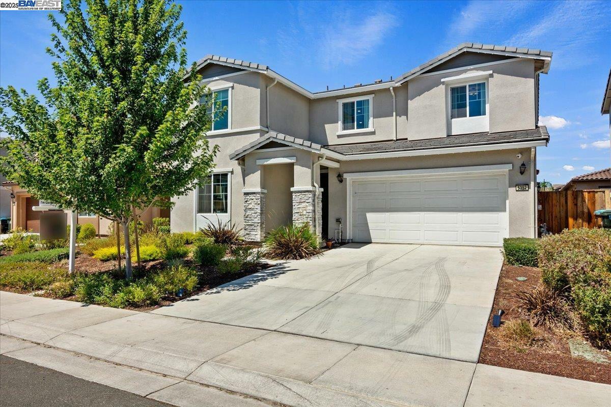 5352 Guenoc Valley Ln  Antioch CA 94531 photo