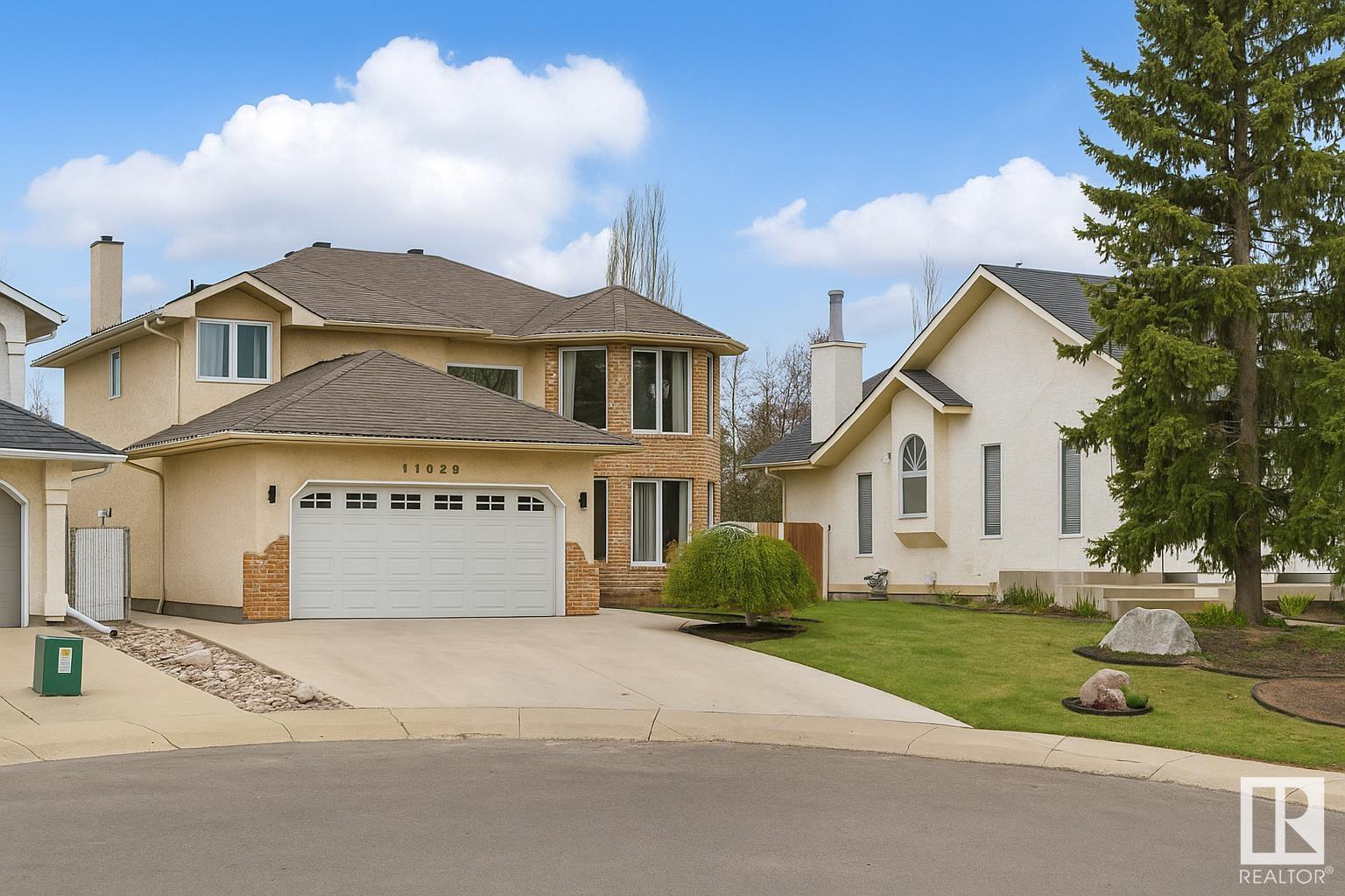11019 10 Avenue NW  Edmonton AB T6J 6N4 photo