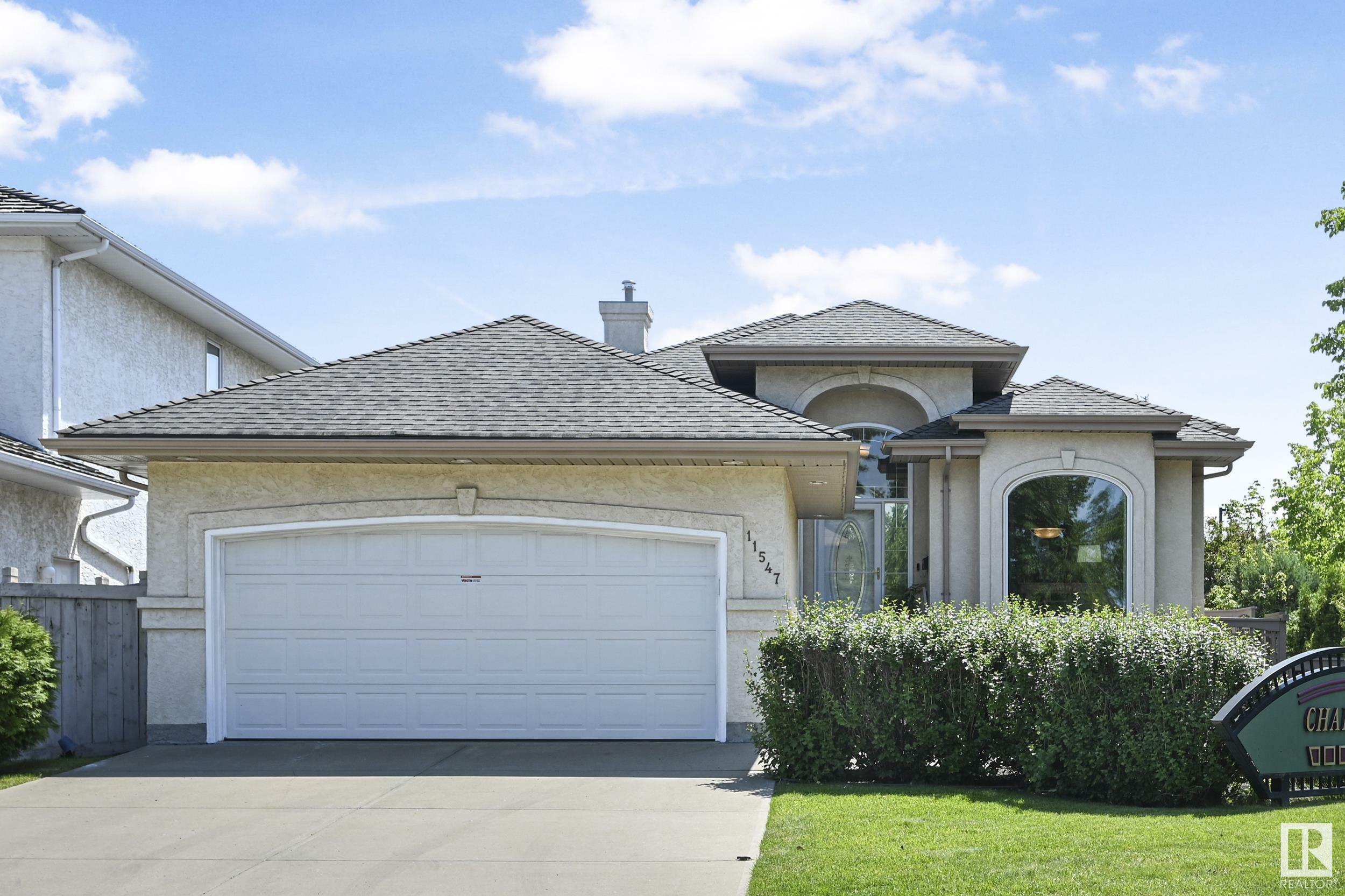 11547 13 Avenue NW  Edmonton AB T6J 7A8 photo