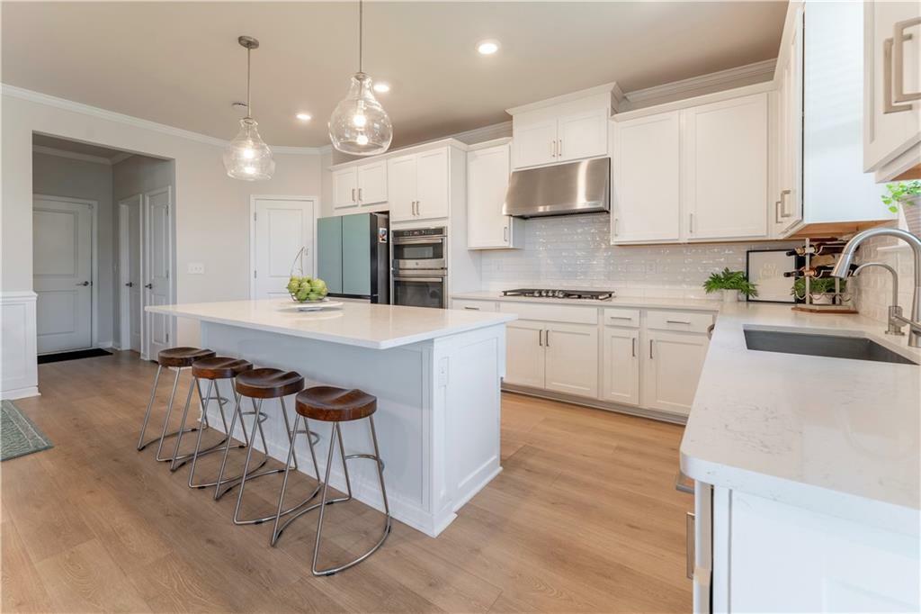 Property Photo: 8540 Stratford Oaks Avenue GA 30107