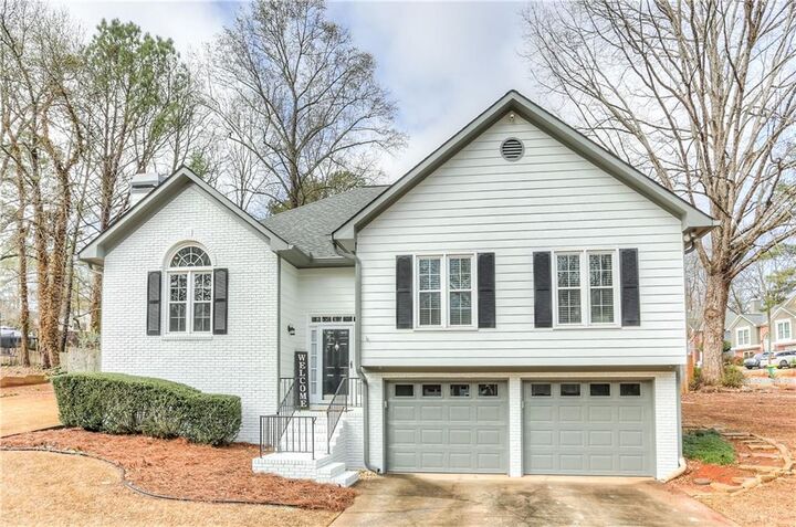 Property Photo: 1361 Chatley Way GA 30188