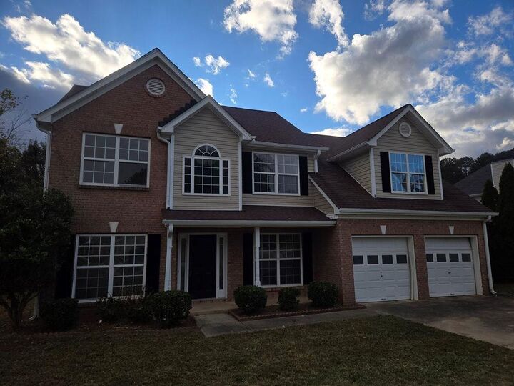 Property Photo: 1090 Chapel Hill Drive SE GA 30045