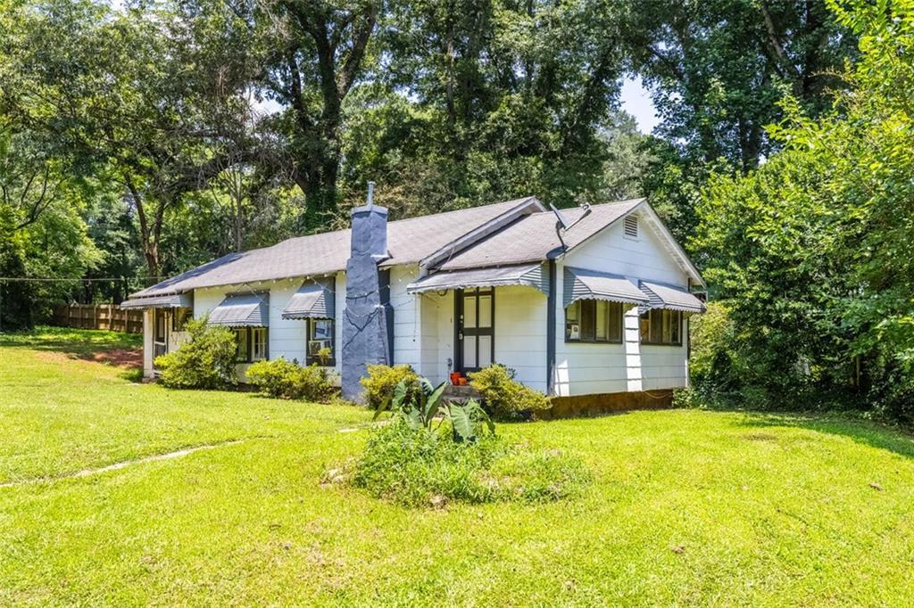 Property Photo: 1054 Hillcrest Drive SE GA 30316