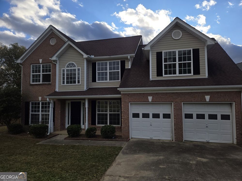 Property Photo: 1090 Chapel Hill Drive SE GA 30045