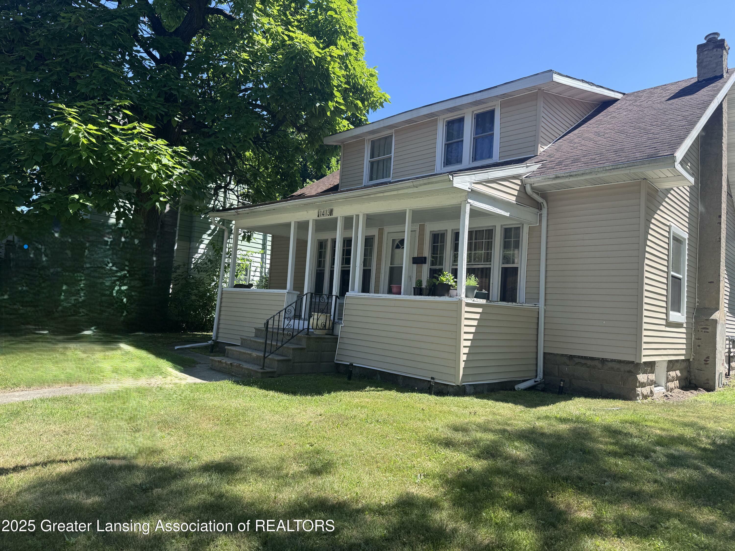 Property Photo: 1413 Carl Breeding Way MI 49203