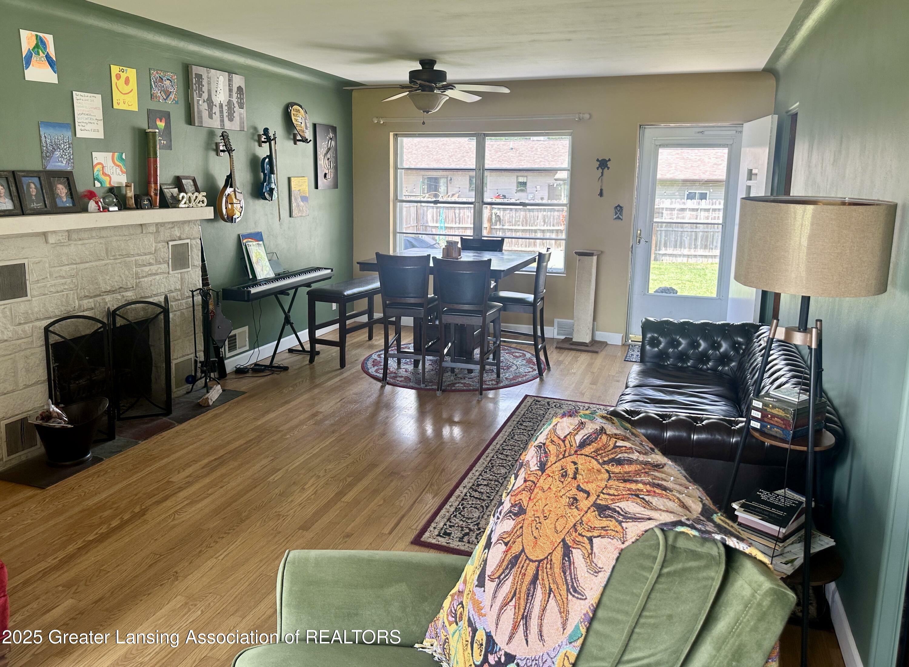 Property Photo: 7835 E Saginaw Highway MI 48917