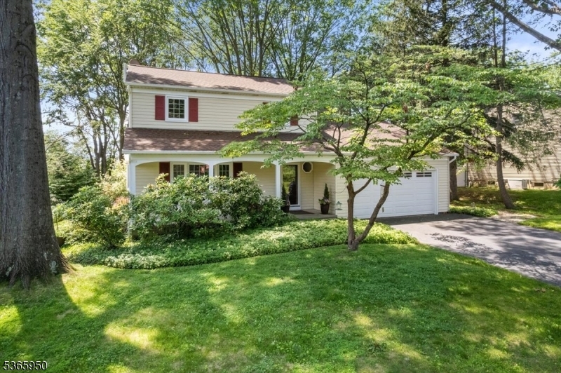 Property Photo: 7 Jane Lane NJ 08829
