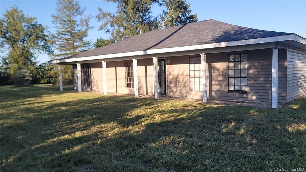 Property Photo: 6215 Tom Hebert Road LA 70607