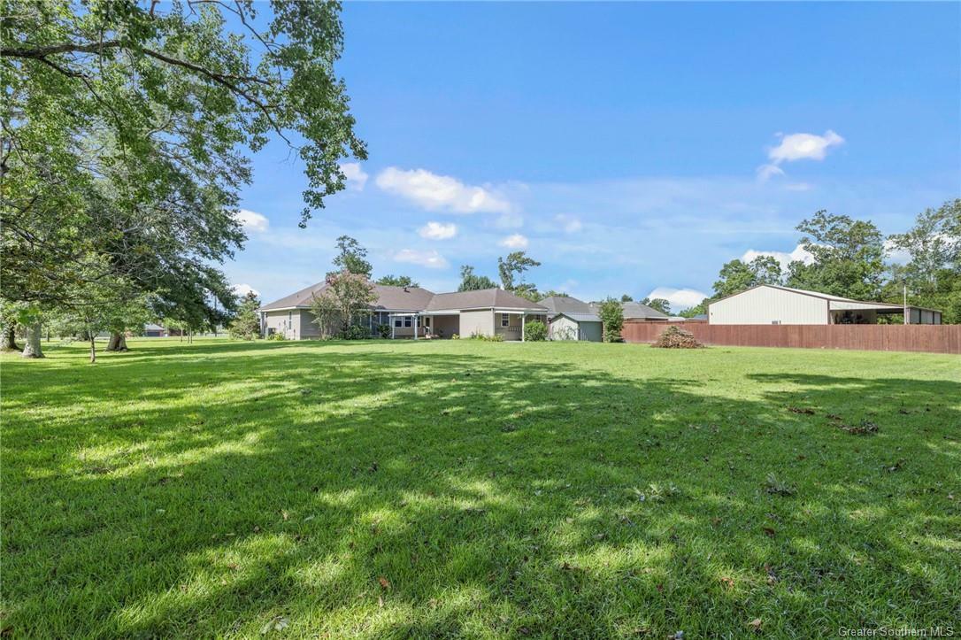 Property Photo: 609 Bagdad Road LA 70669