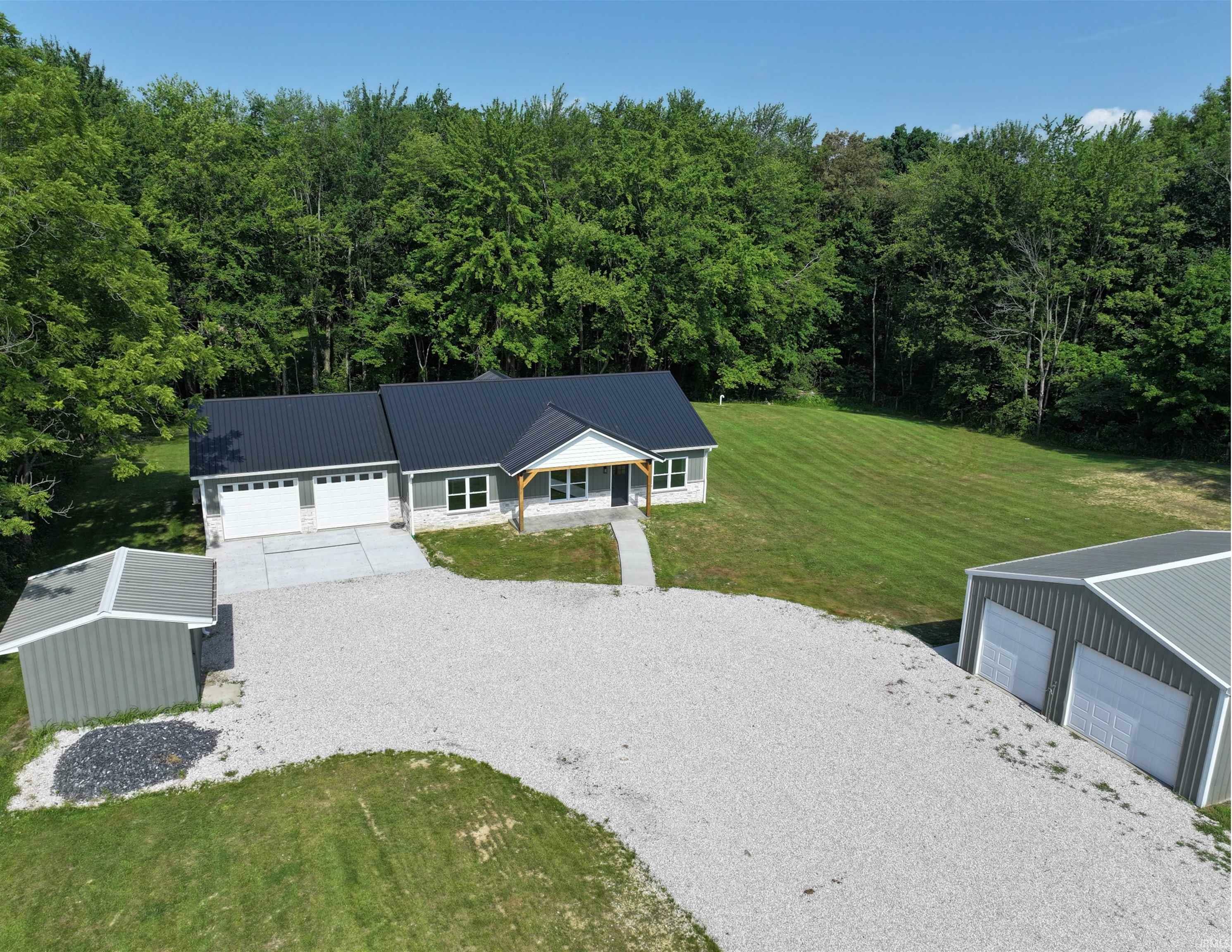 Property Photo: 2321 N Cr 700 E IN 47598