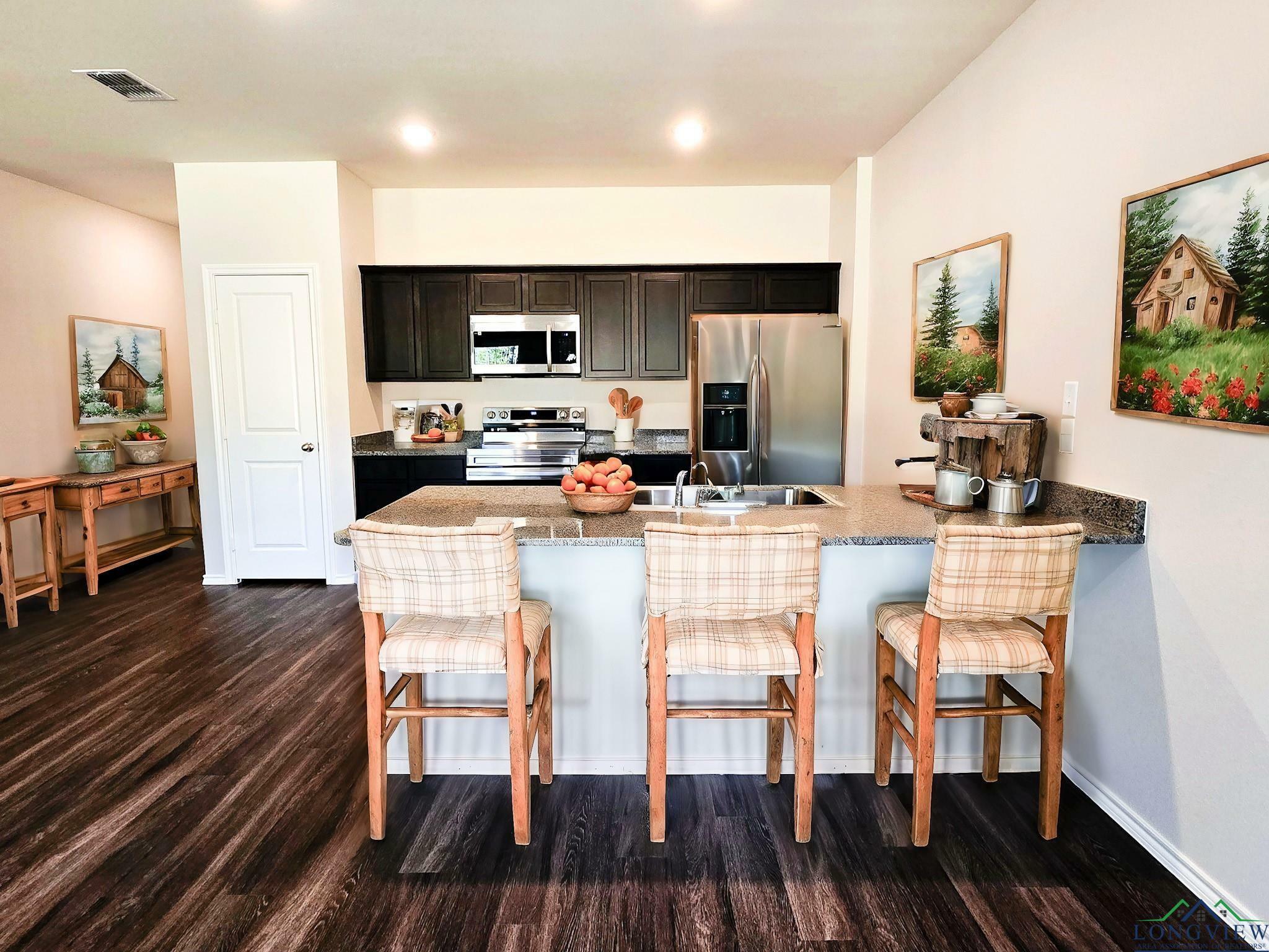 Property Photo:  1121 Mission Creek Drive  TX 75601 