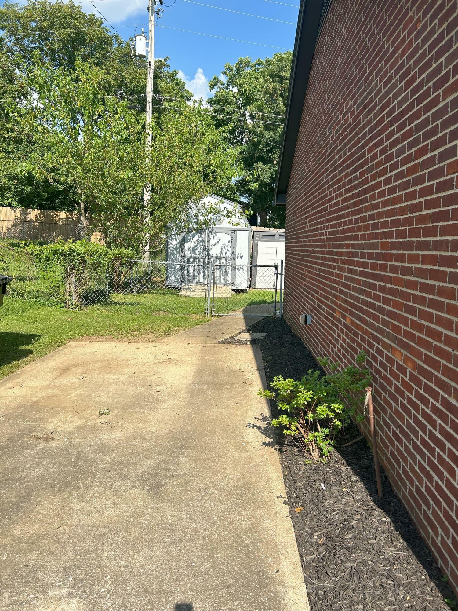 Property Photo:  121 Schenkelwood Drive  KY 40601 