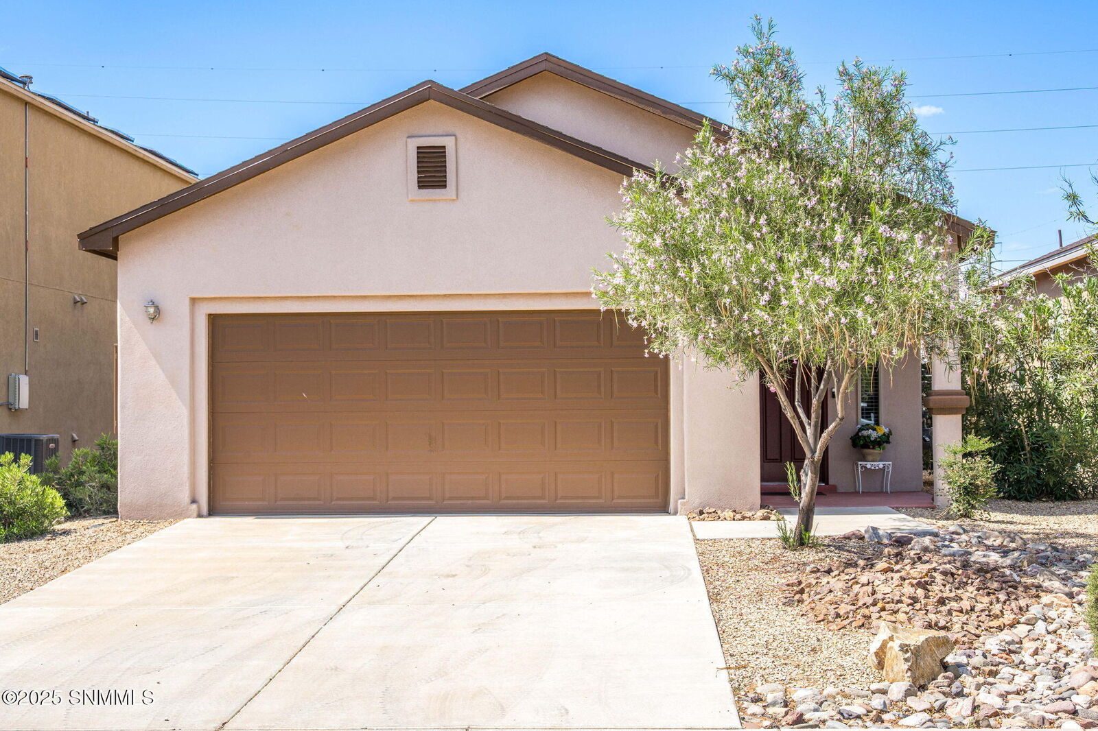 Property Photo:  5135 Kensington Way  NM 88012 