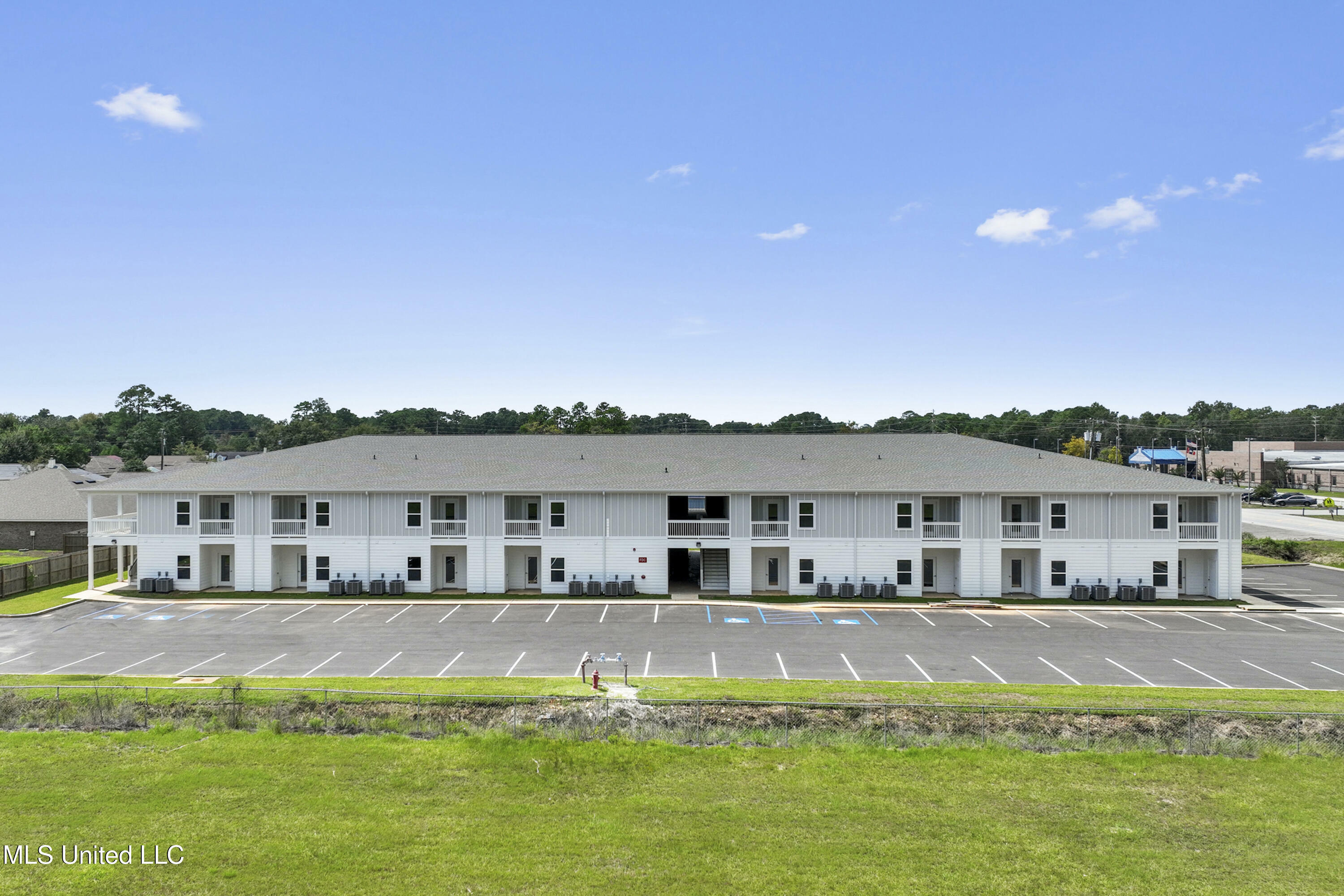 8701 Old Spanish Trail  Ocean Springs MS 39564 photo