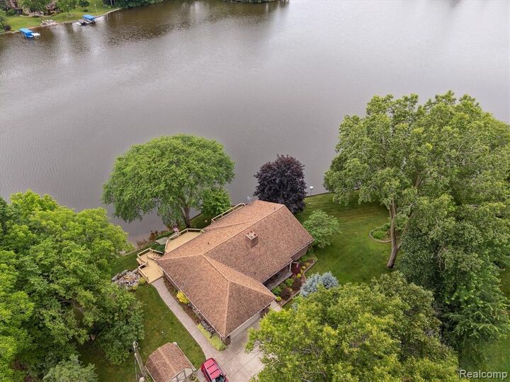 Property Photo:  3817 Lake Lapeer Drive  MI 48455 9613 