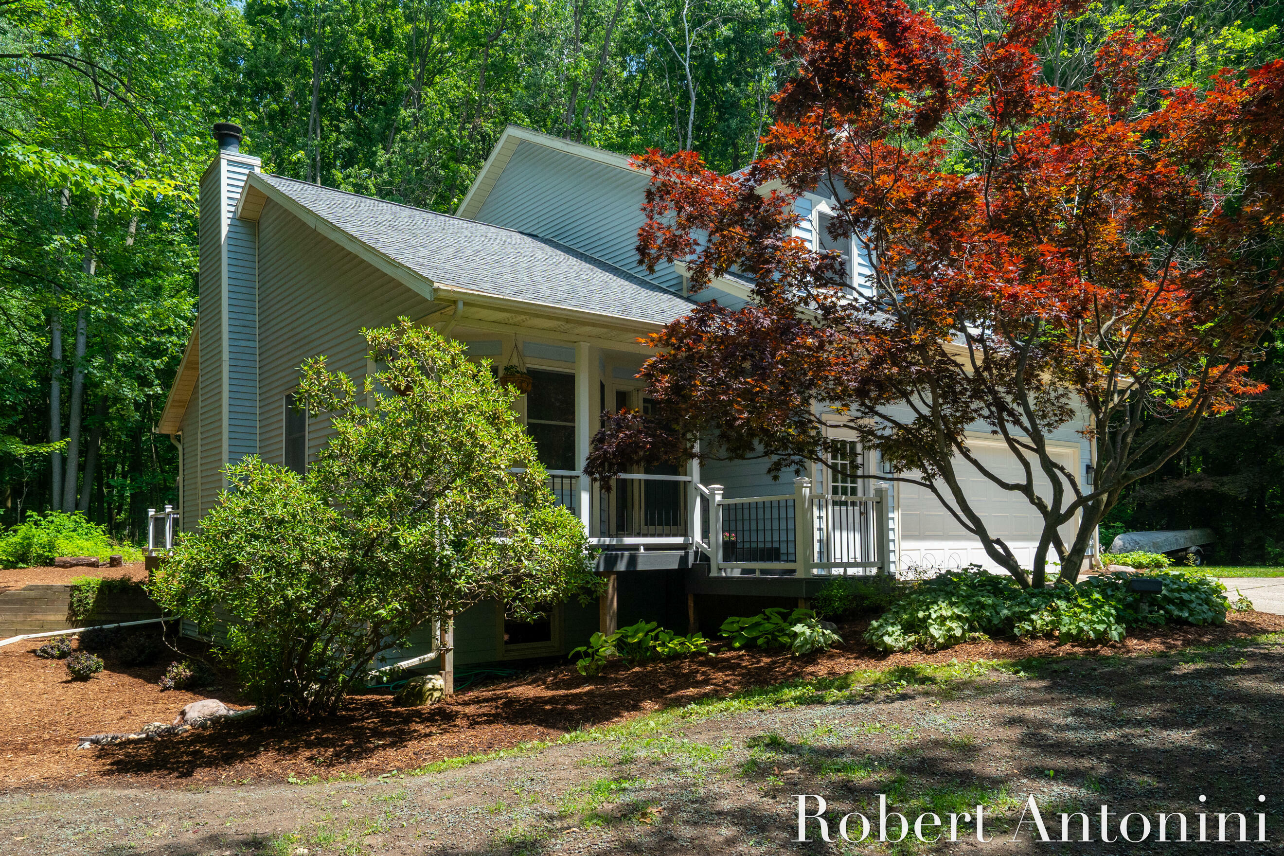 1016 Maple Hill Avenue SE  Ada MI 49301 photo