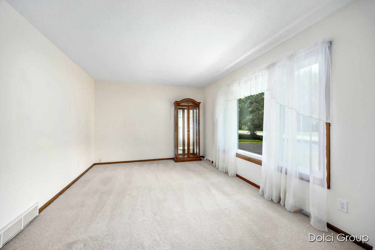 Property Photo:  3470 Olderidge Drive NE  MI 49525 