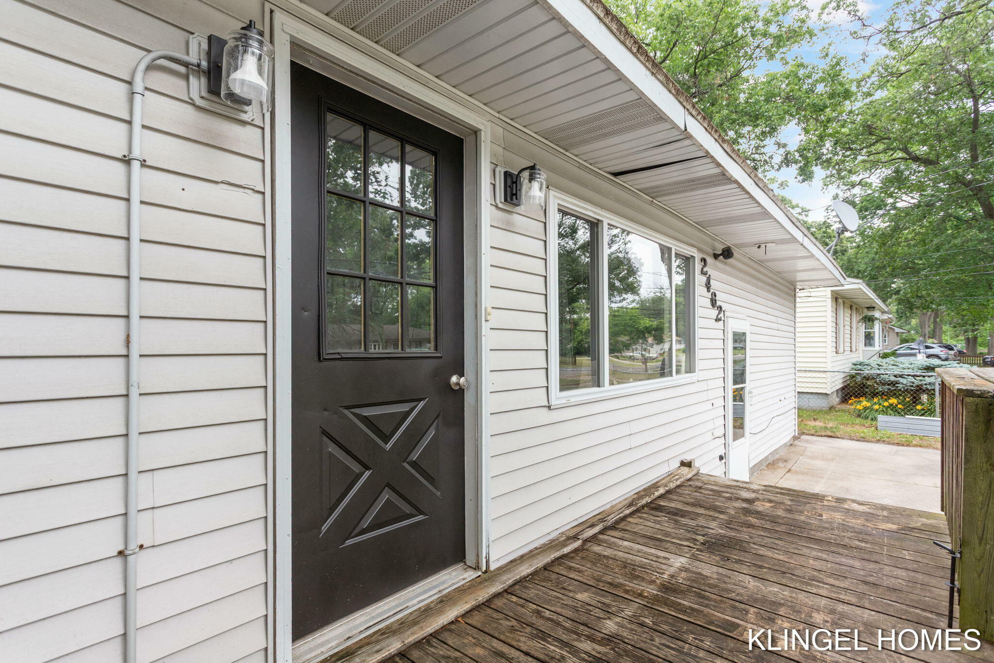Property Photo: 2462 Wesley Avenue MI 49442