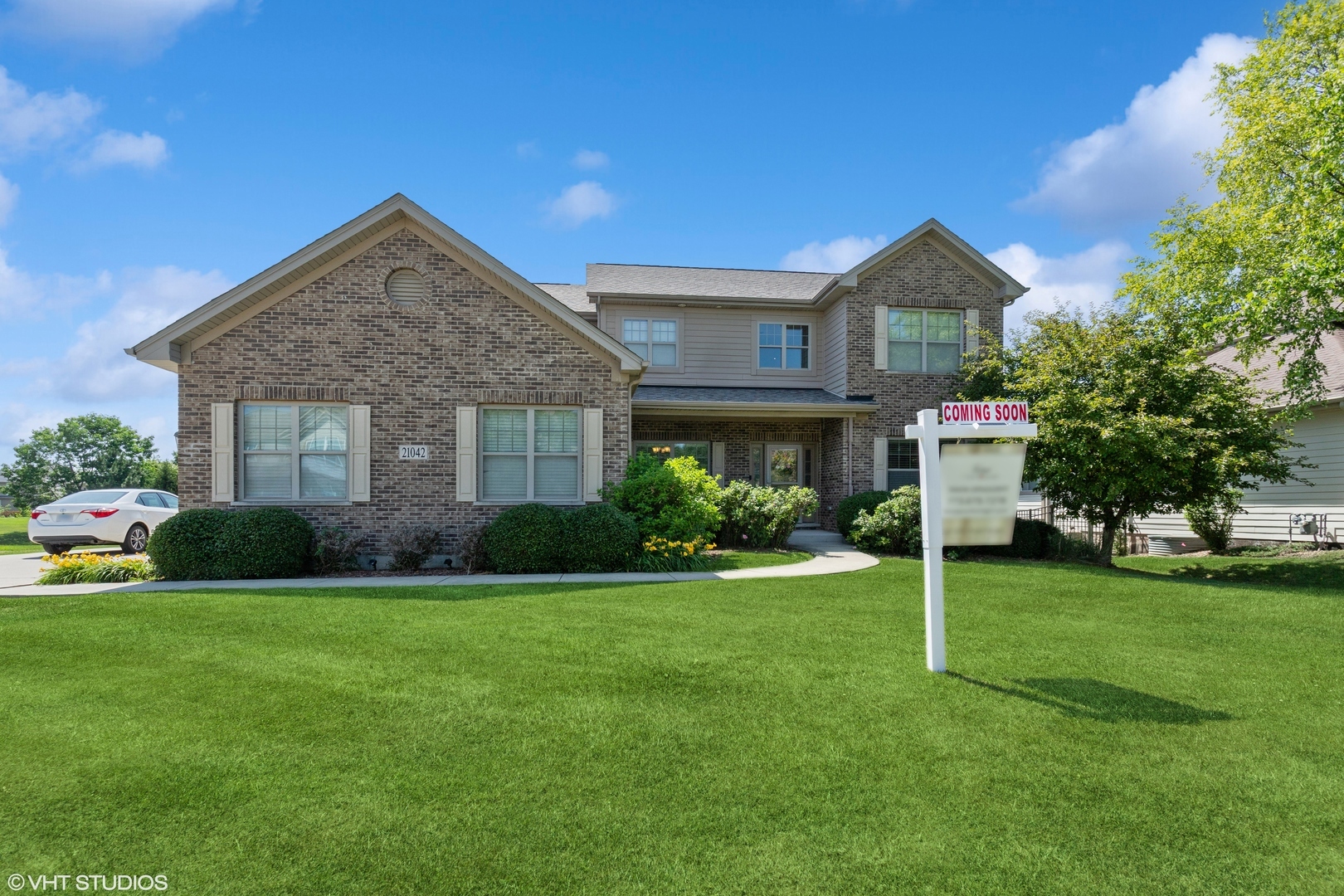 Property Photo: 21042 Lakewoods Lane IL 60404