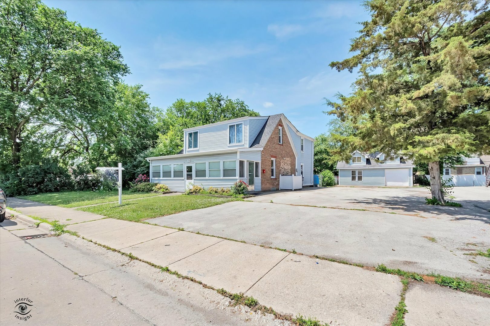 Property Photo: 10730 S Ridgeland Street IL 60482