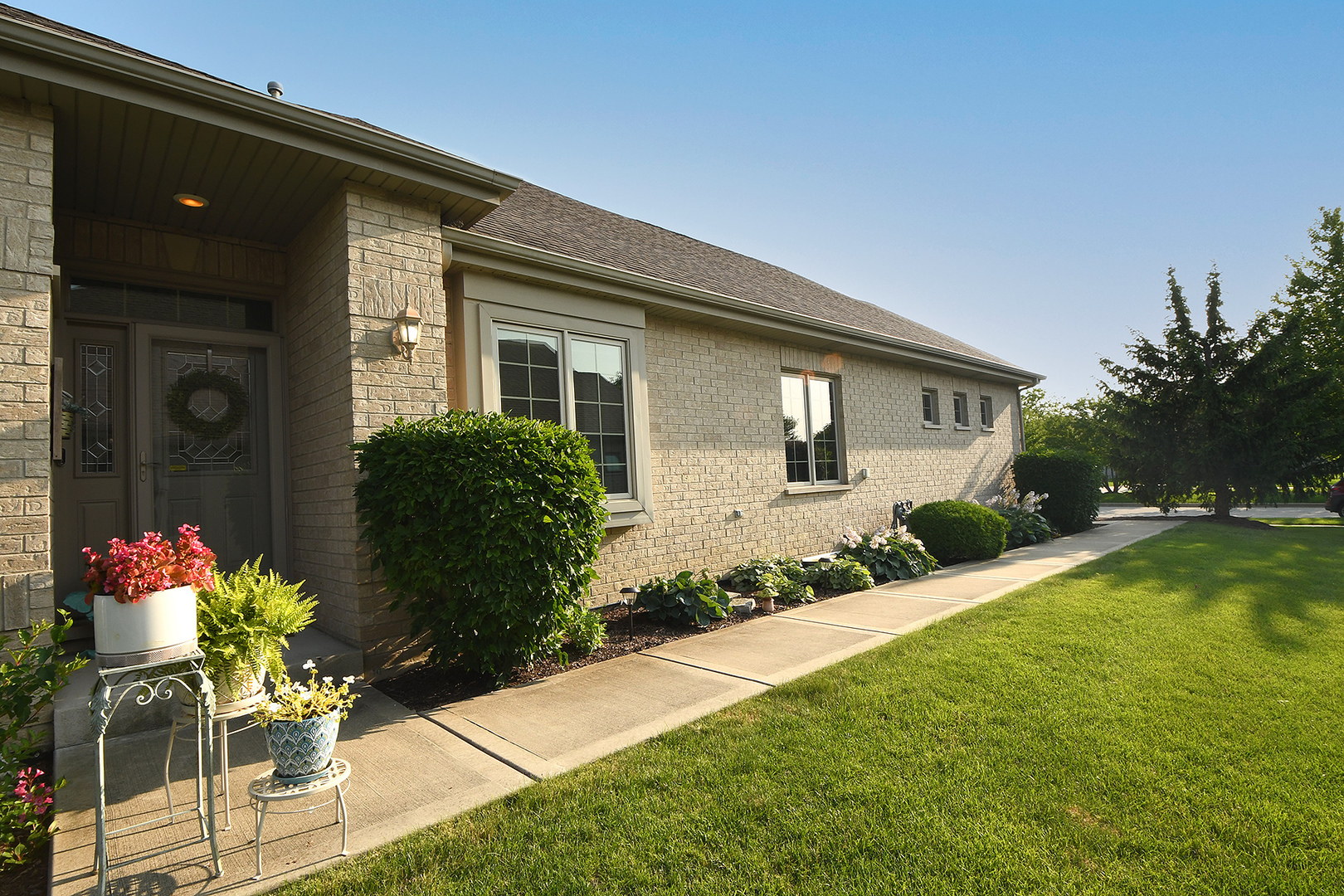 Property Photo: 21809 Tower Bridge Drive IL 60448