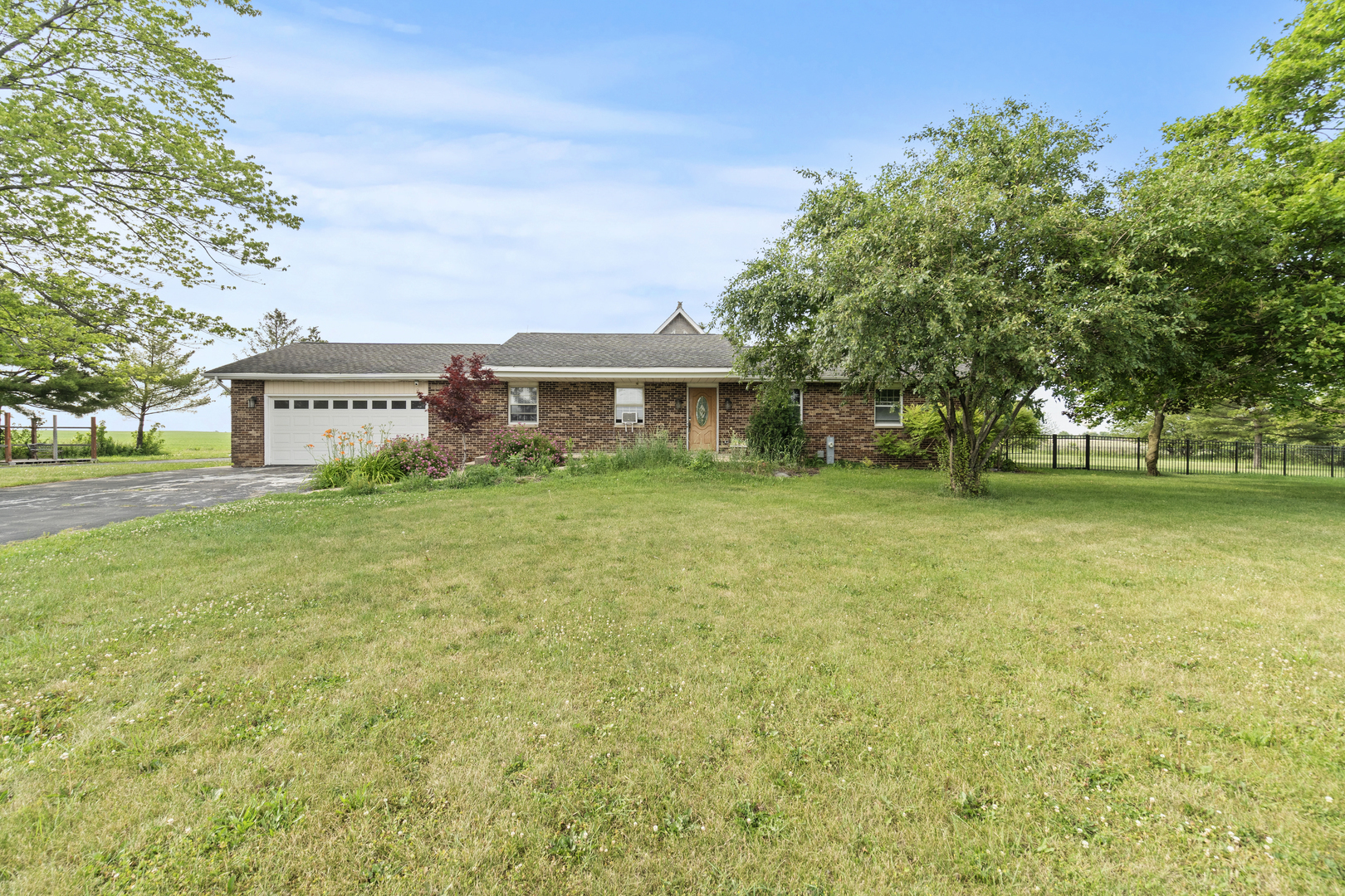 Property Photo: 25756 Seil Road IL 60404