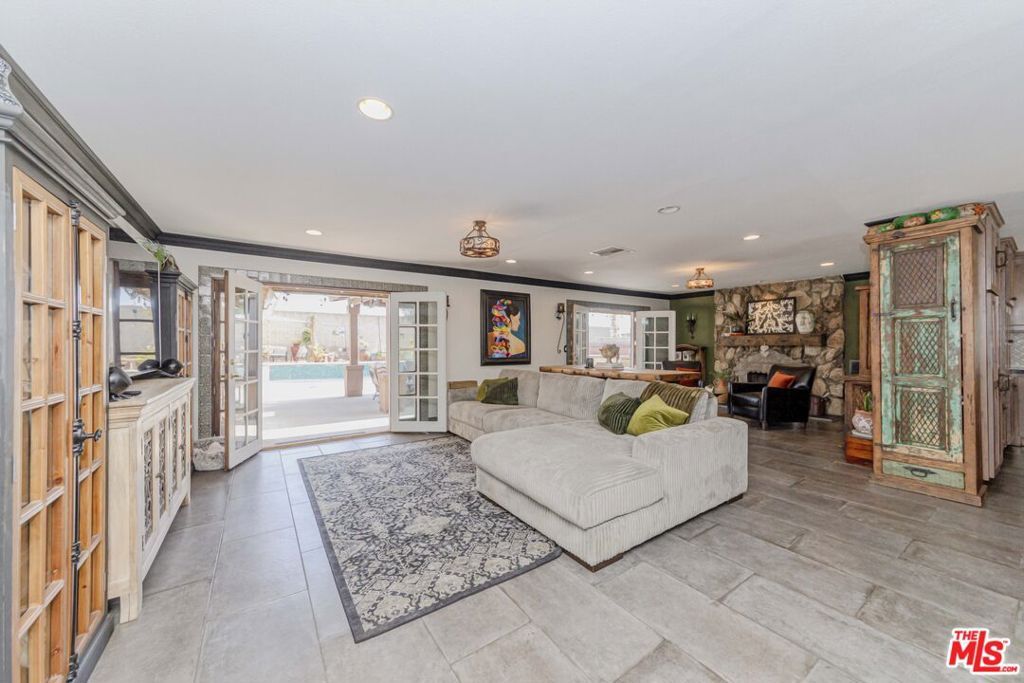 Property Photo: 278 Wiley Court CA 91711