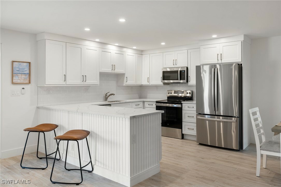 Property Photo:  1950 Gulf Shore Boulevard N 114  FL 34102 