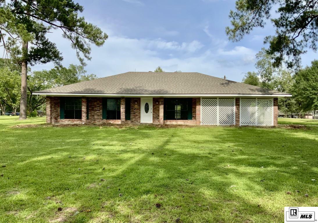 Property Photo: 215 Hollymoore Drive LA 71360