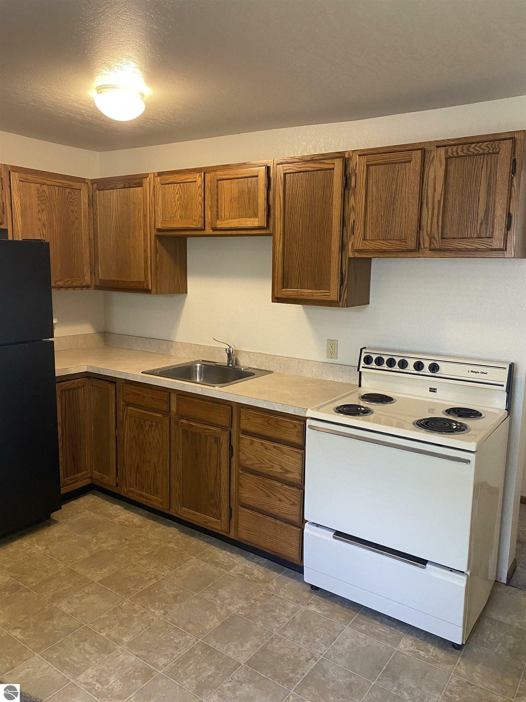 Property Photo: 316 N University MI 48858