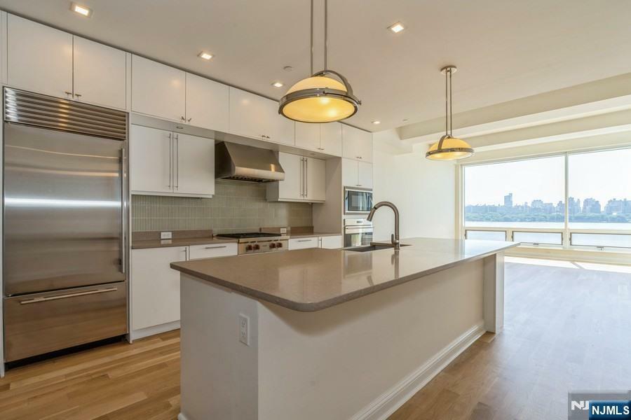 Property Photo: 9 Somerset Lane 507 NJ 07020