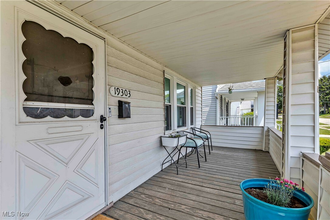 Property Photo: 19303 Arrowhead Avenue OH 44119