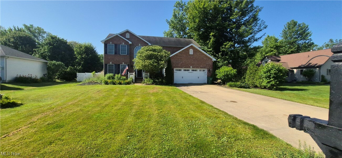 Property Photo: 5242 Watersedge Court OH 44004