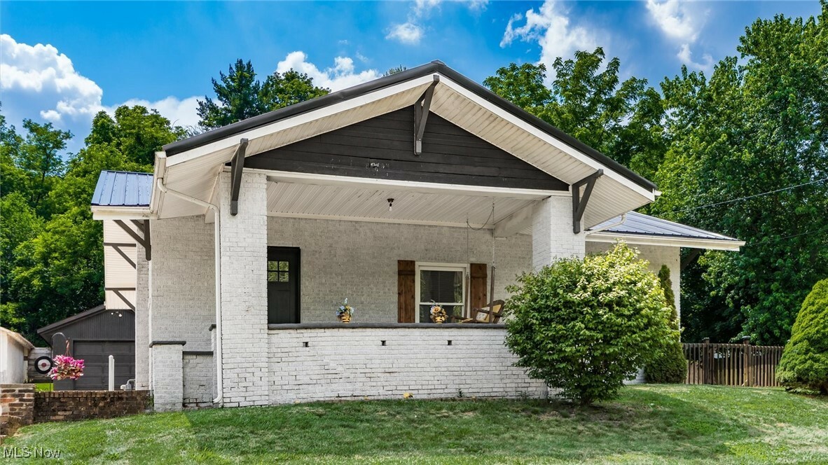 Property Photo:  5515 Hoover Avenue  OH 43777 