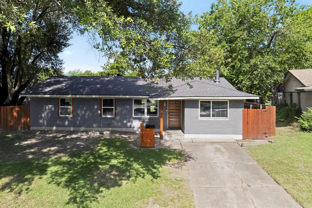 Property Photo: 2549 Vickie Street TX 75149