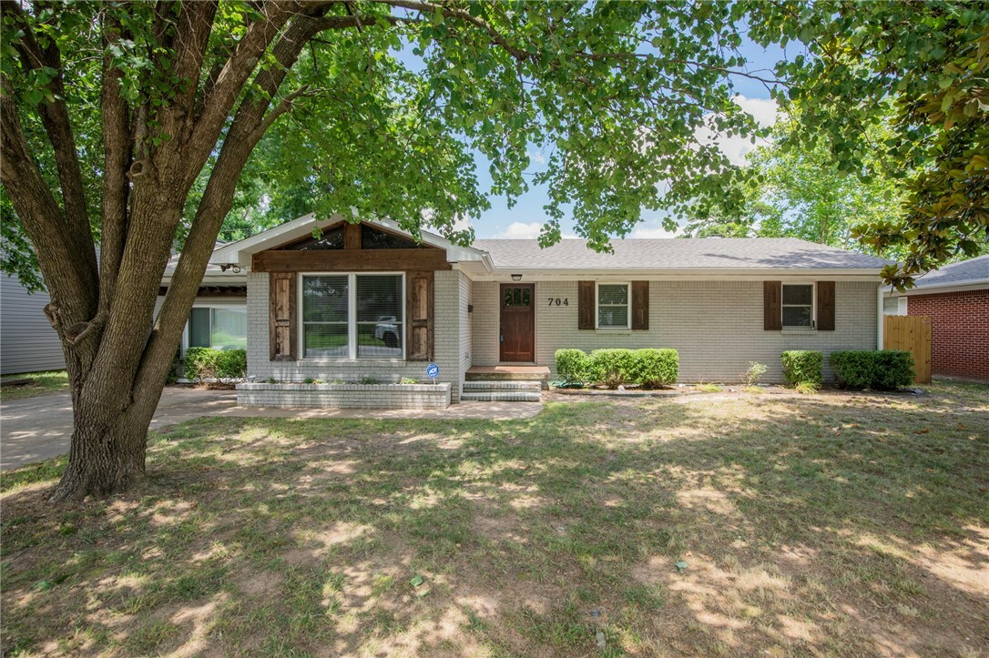 704 NW 8th Street  Bentonville AR 72712 photo