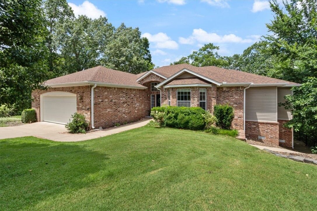 Property Photo:  12 Martham Lane  AR 72715 