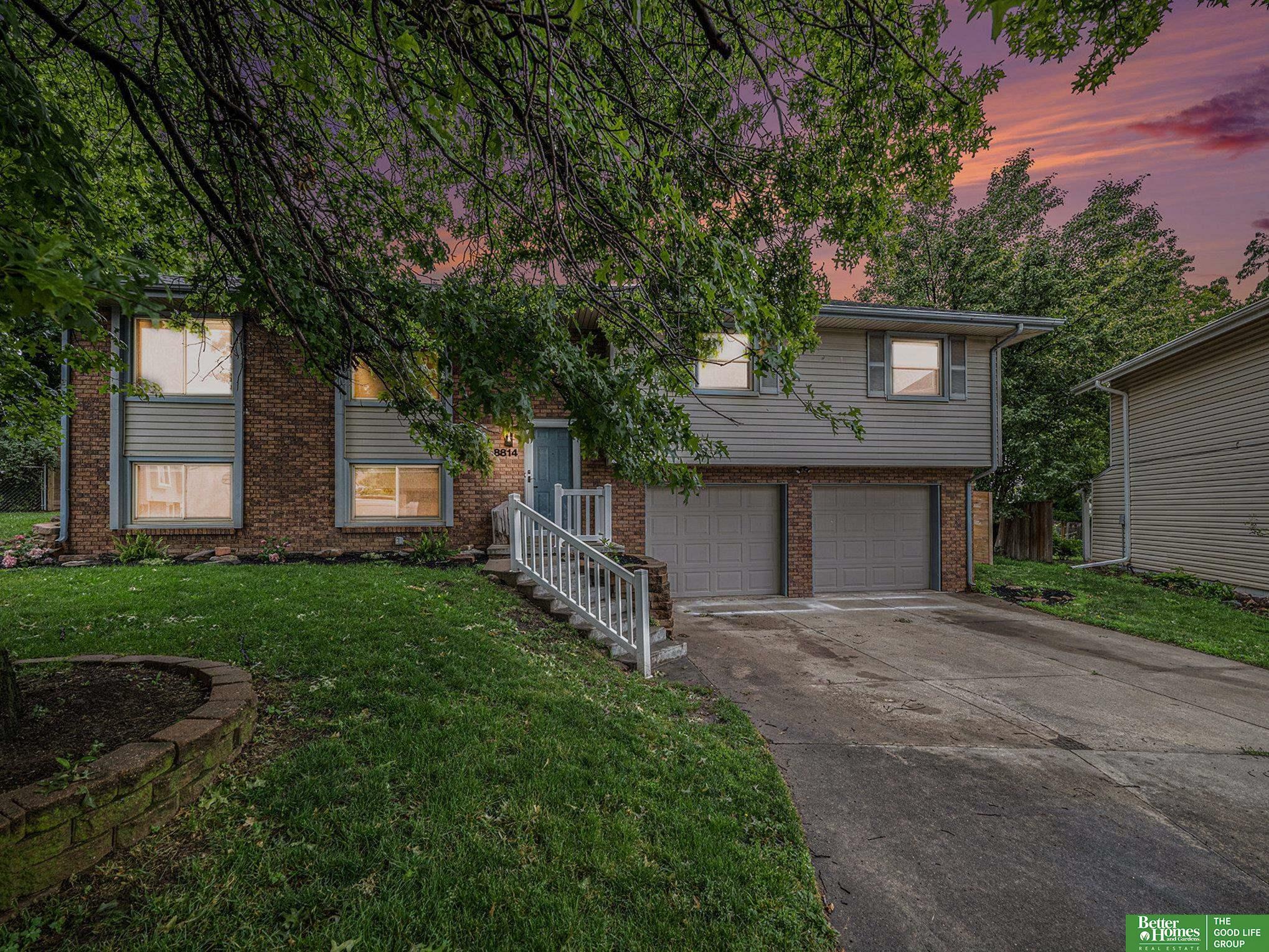 8814 Drexel Circle  Omaha NE 68127 photo