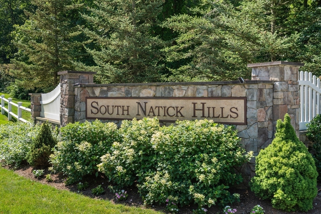 Property Photo:  11 Morgan Dr 305  MA 01760 
