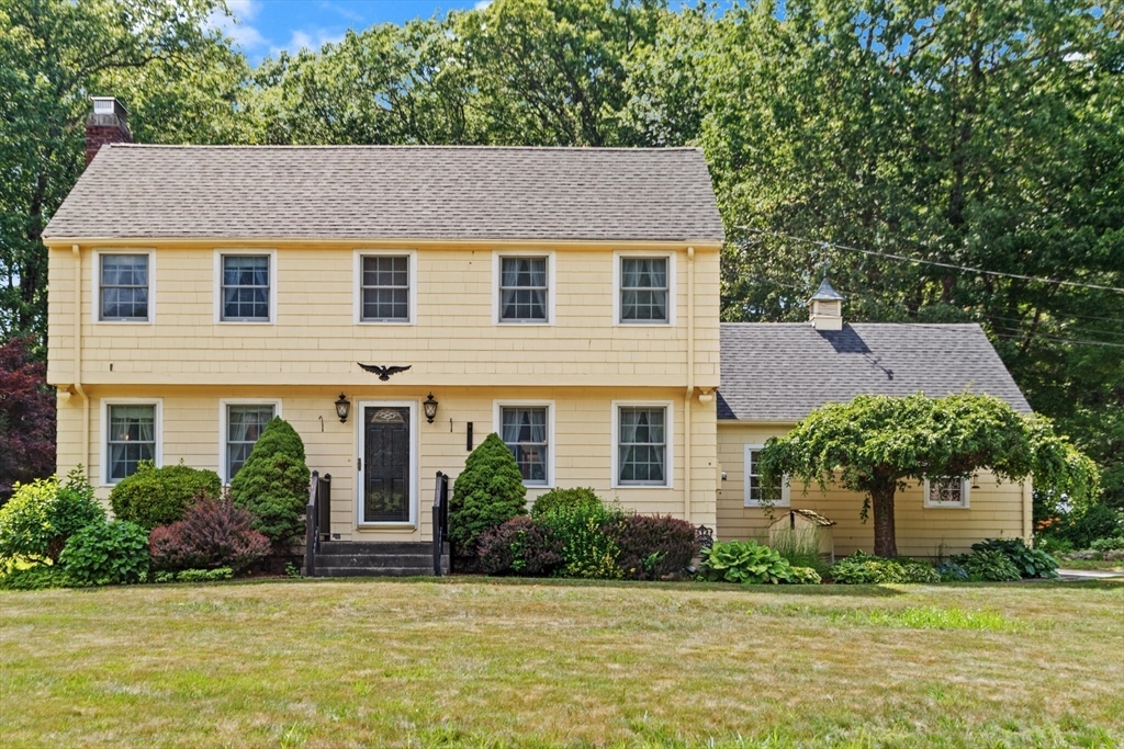 Property Photo:  10 Prancing Rd  MA 01824 