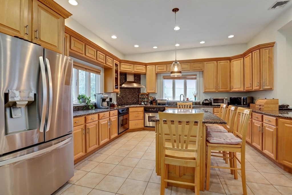 Property Photo:  13 Essex St 2  MA 01902 