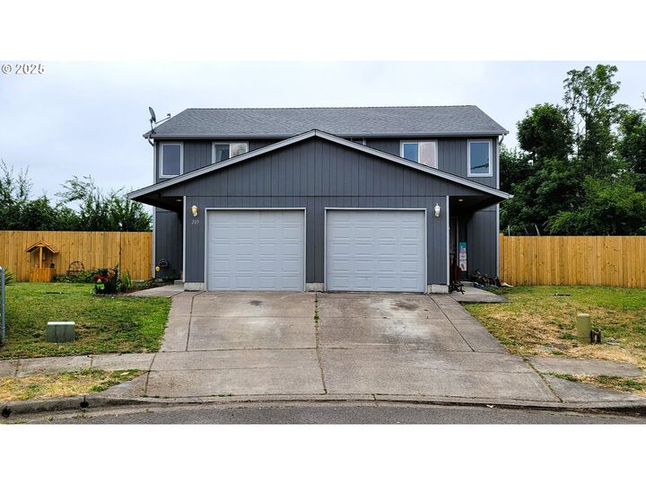 205/207 S 47th St  Springfield OR 97478 photo