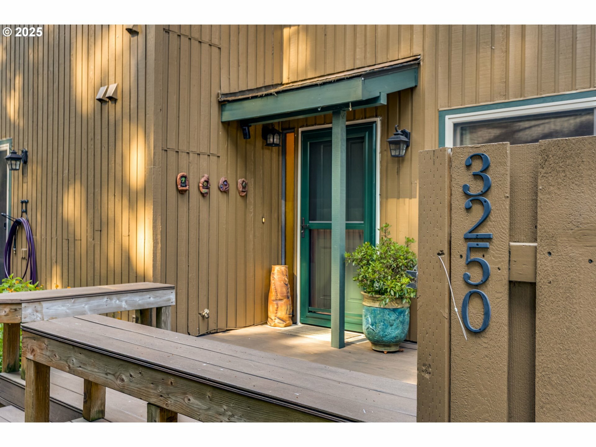 Property Photo: 3250 SE 153rd Ave OR 97236